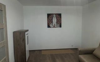 Apartament renovat complet  //  utilat  //  vedere panoramica - Poză 2