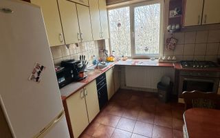 ageuropa.ro vinde ap cam 48mp etaj în Micro 14. - Poză 13