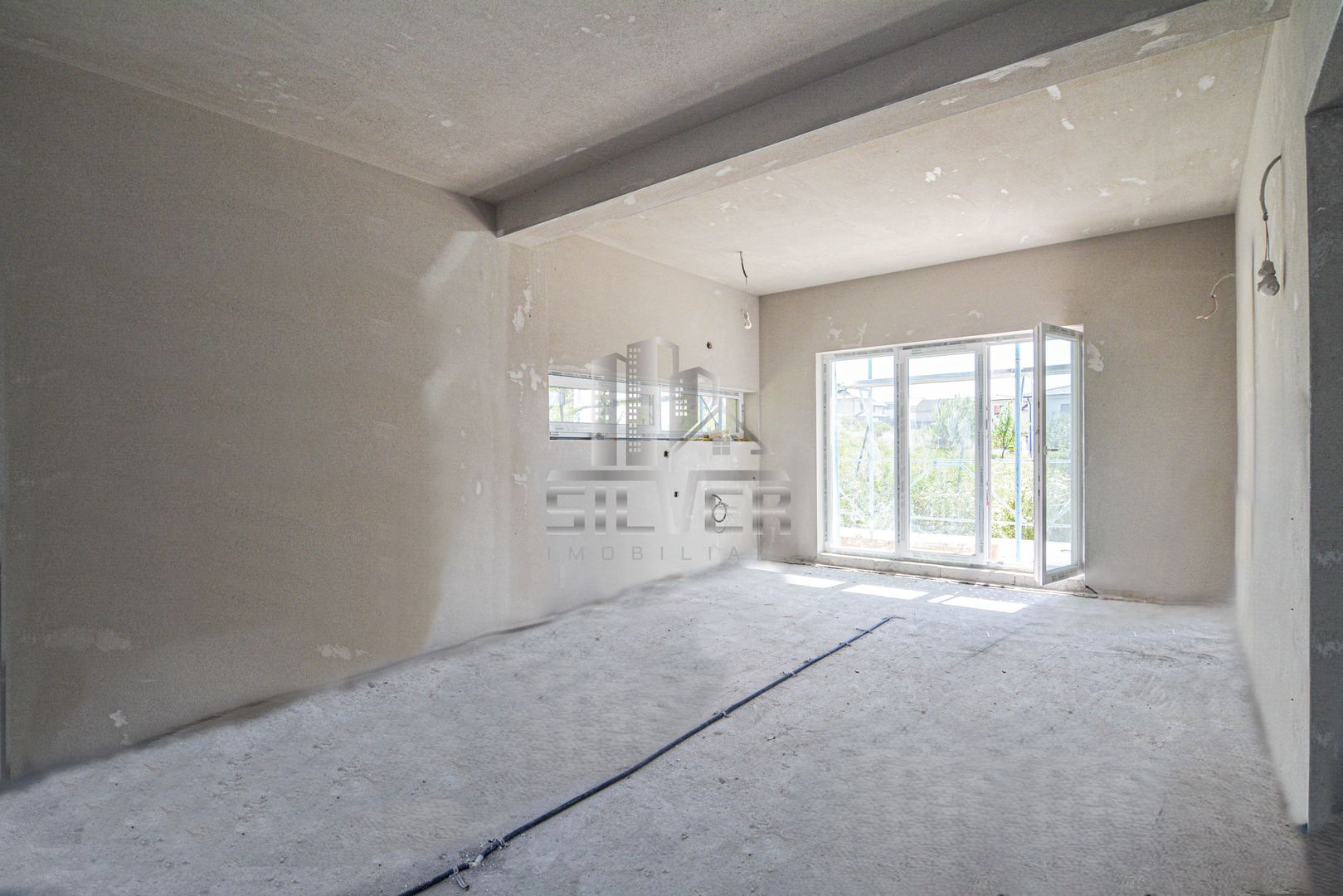 Casa individuala cu garaj si demisol, in Chinteni la 10 min de Cluj - Poză 3