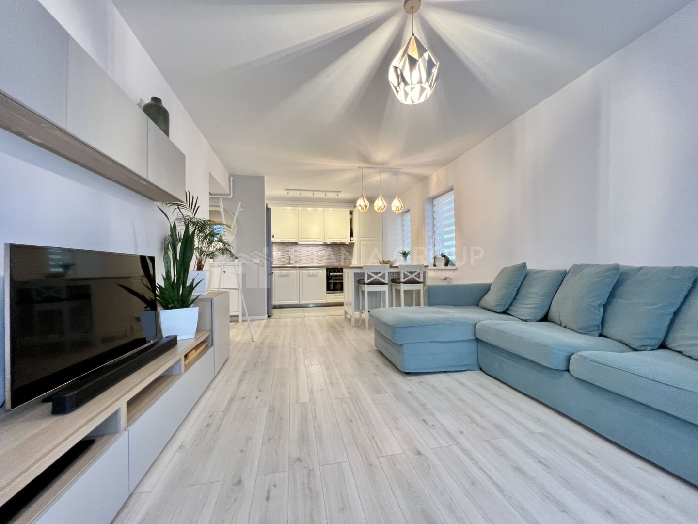 Oferta Rezervata! Apartament 2 camere modern mobilat, TopCity Coresi - Poză 1