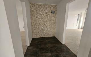 Casa individuala deosebita de vanzare in Berceni - Poză 3