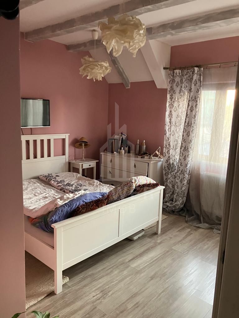 🏡 Apartament Rezidențial – Etaj 3 + Mansardă – 3 Dormitoare, Terasă, Curte - Poză 9
