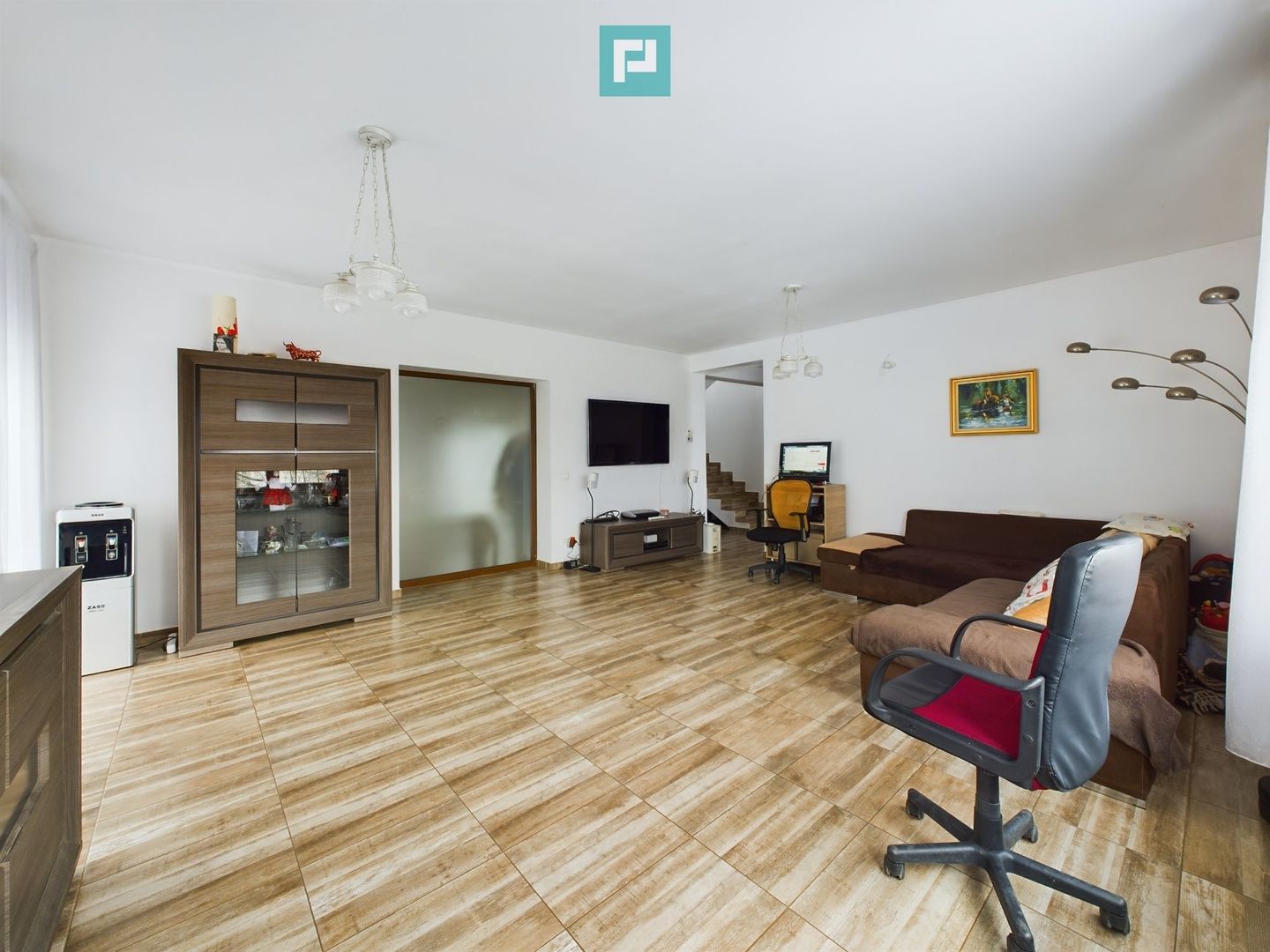 Casă Impresionantă Curte Generoasă Construcție de Calitate Berceni - Poză 18