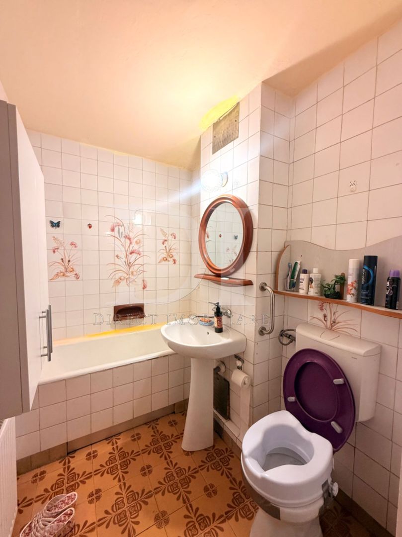 Apartament complet decomandat / etaj intermediar / - Poză 11