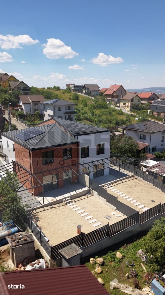 Casa cuplata semifinisata, 5 camere, 240mp, zona Dezmir - Poză 3