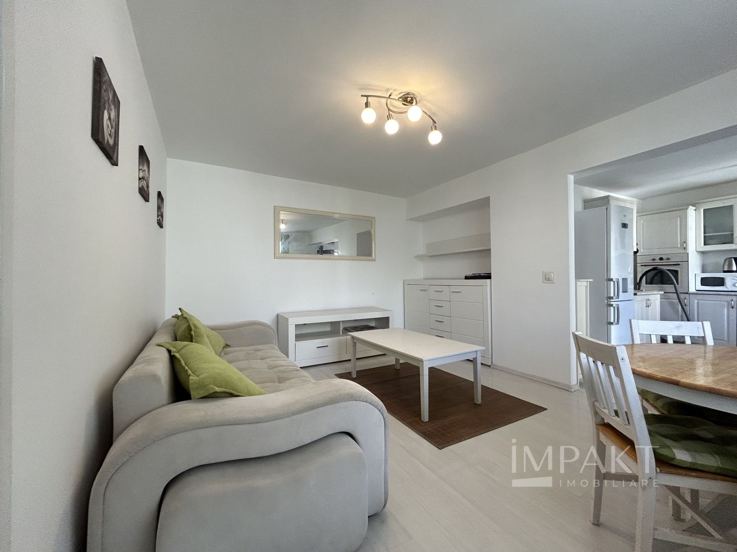 Inchiriere apartament cu 2 camere zona Horea! Disponibil din 27.09 - Poză 2