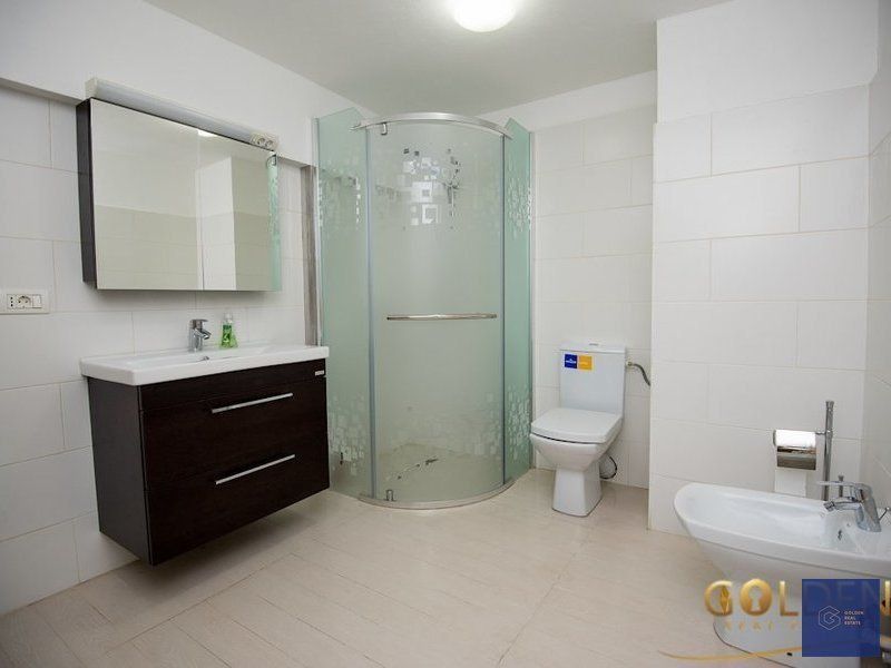 Apartament  B-dul Revolutiei, cladire perioada interbelica, comision 0% - Poză 10