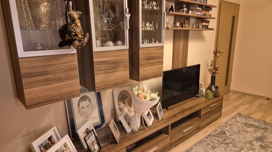 Apartament 3 camere 2 dormitoare pivnita in Vasile Aaron - Poză 6