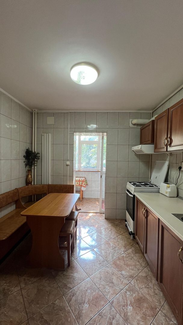 2 camere Aviatiei | Capalna | pivnita sub balcon - Poză 6