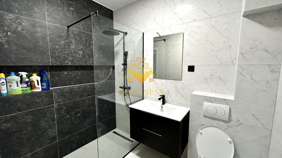 2 camere open space, Parcare, Prima Inchiriere, Piata Oser, Bulgaria - Poză 9