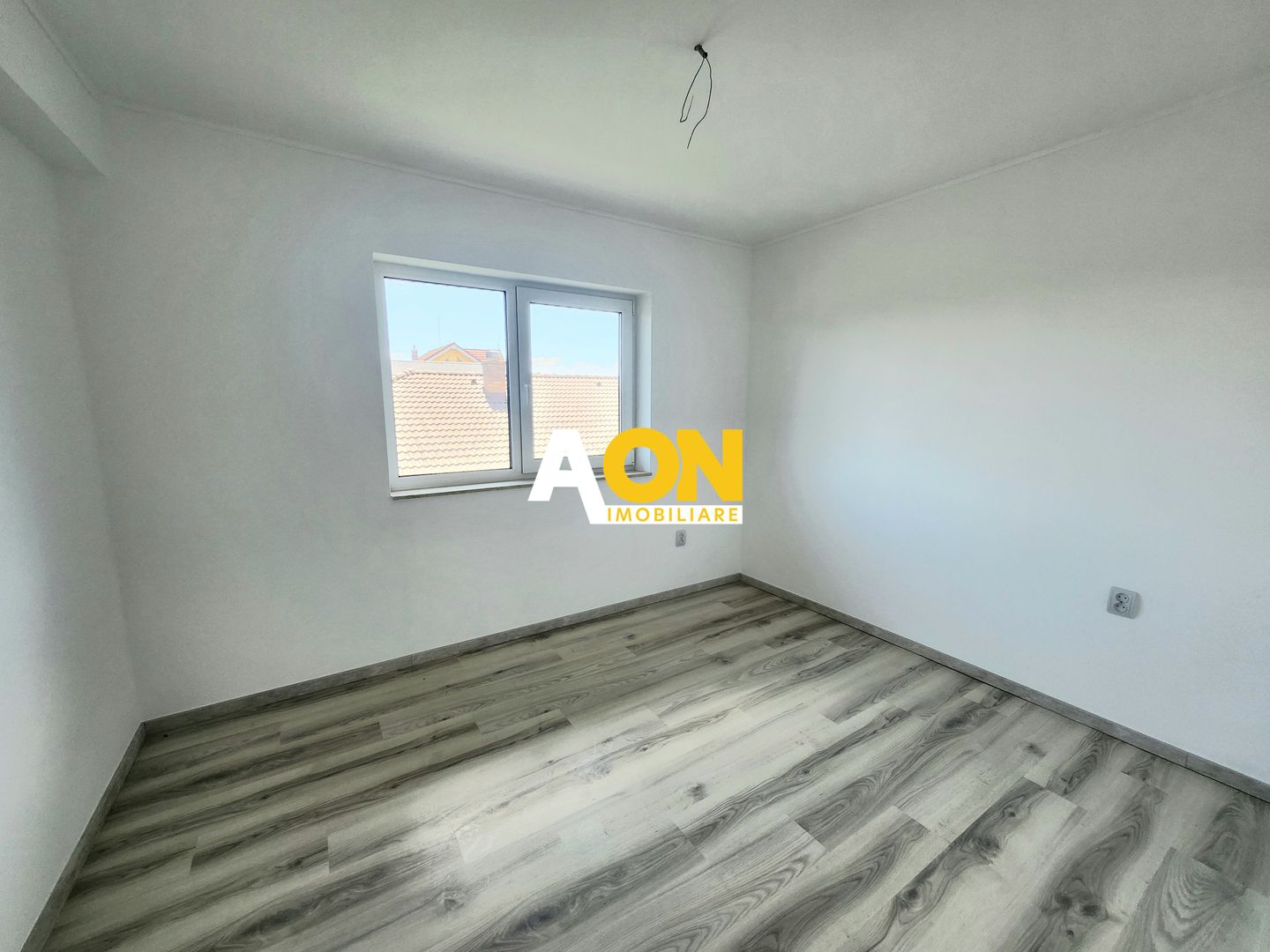 De vanzare casa tip insiruit 4 camere, 180 mp teren zona Alba Micesti - Poză 10
