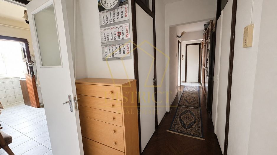 Apartament cu 3 camere decomandat | Calea Sagului - Poză 13