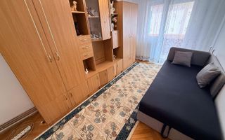 3 camere, situat in Complexul Studentesc, studenti, centrala proprie. - Poză 10