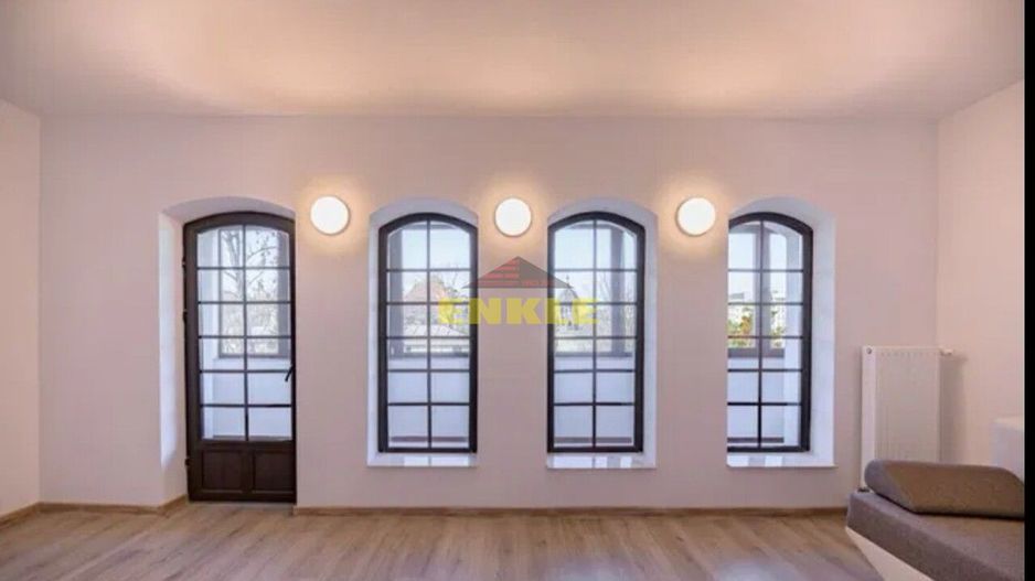 De vânzare apartament cu 4 camere decomandat, zona Bulevard - Poză 2