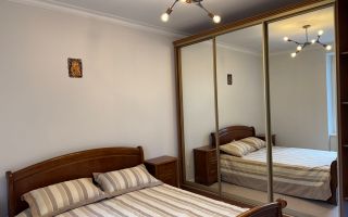 Chirie, casă, 2 nivele, 5 camere, str-la Nucarilor, Telecentru - Poză 5