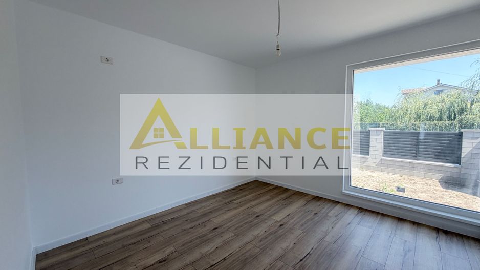 Casa Individuală - 4 camere - 2 bai - 454 mp teren - Poză 11