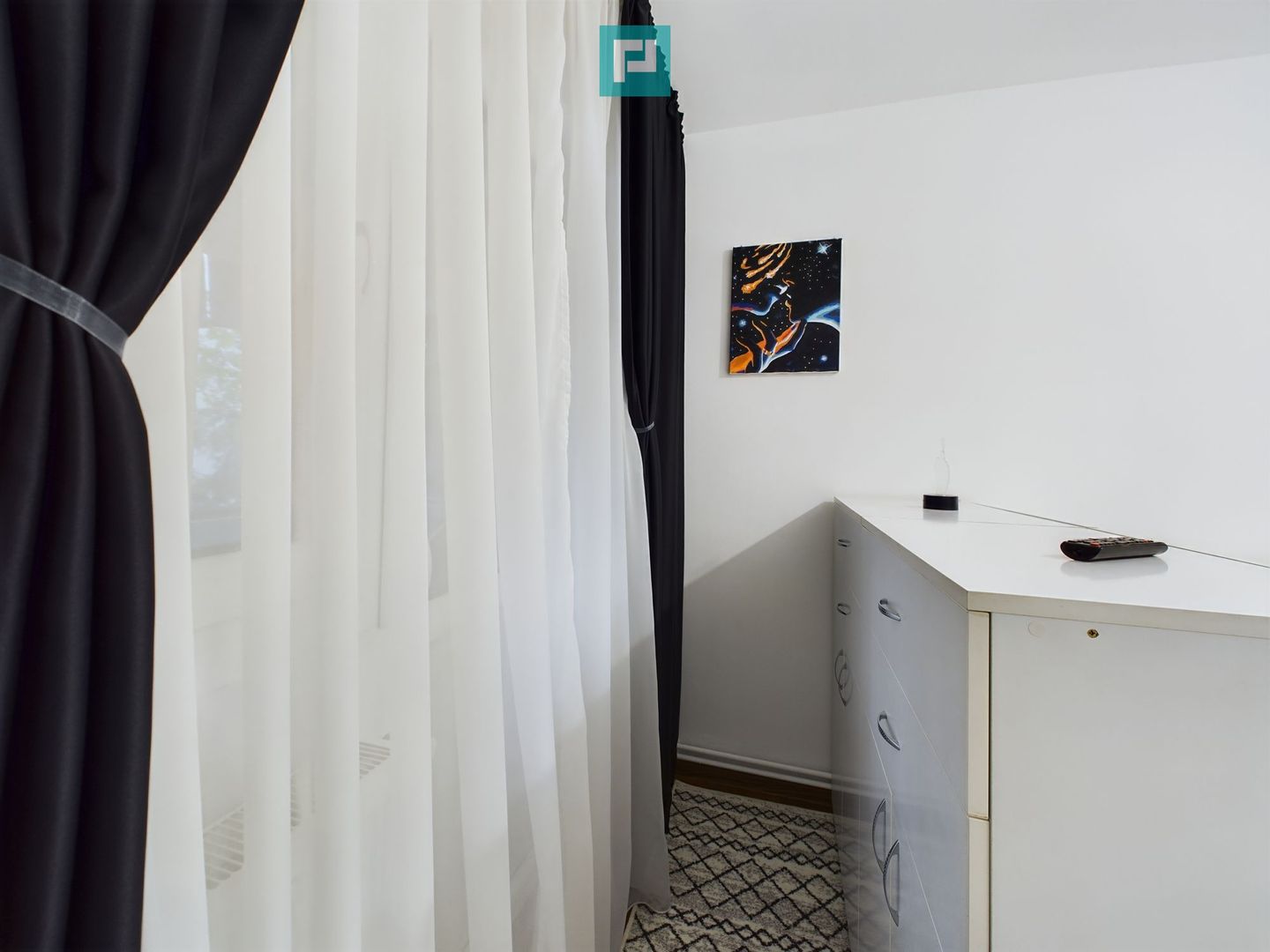 Apartament cu 4 camere în zona Şagului - Poză 4