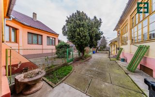 Casă cu 4 camere și 1044 mp Teren - Aradul Nou - Arad - Poză 16