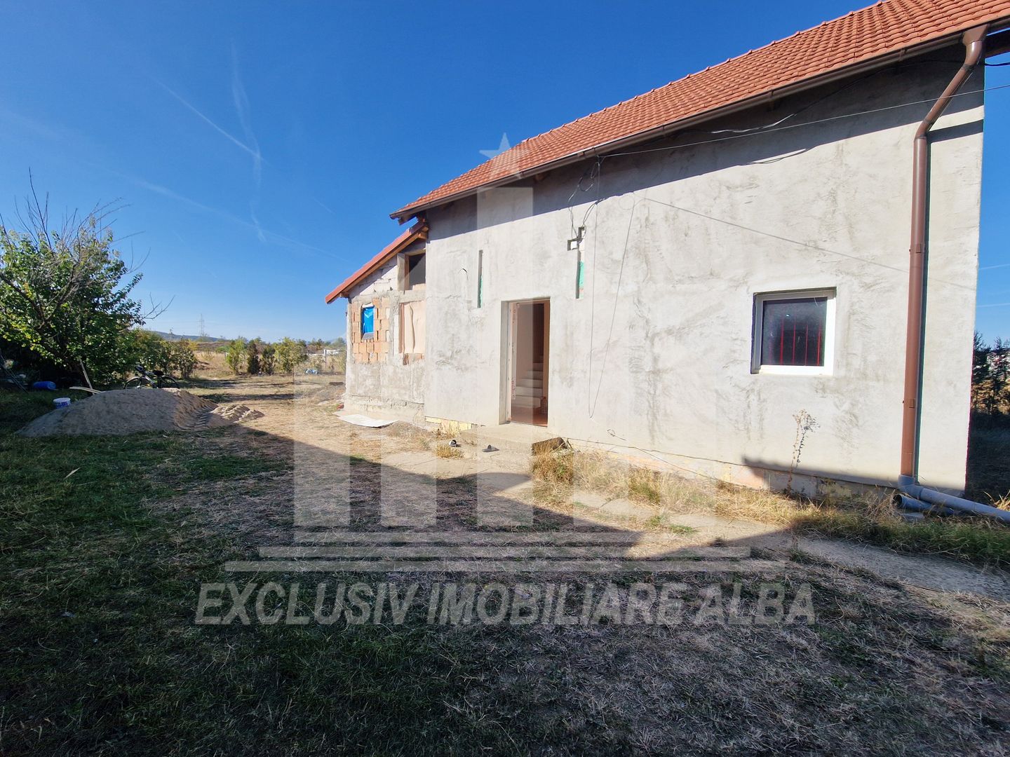 Casa de vanzare | 110 mp | 650 mp teren | Sebes-Petresti - Poză 2