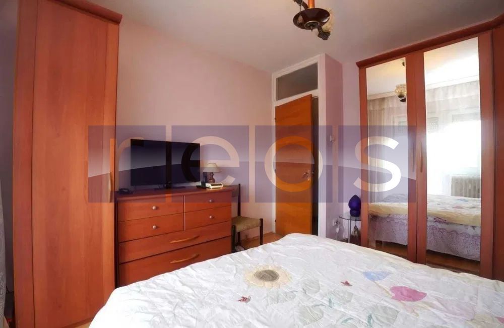 VANZARE 2 CAMERE DECOMANDAT TINERETULUI - Poză 2