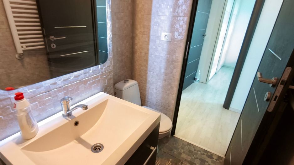 3 camere Premium | 70 mp | Metrou Favorit 3 minute - Poză 16