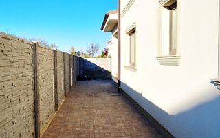 Oferim spre vanzare casa-duplex cu 4 camere si 3 bai situata in Giroc - Poză 19