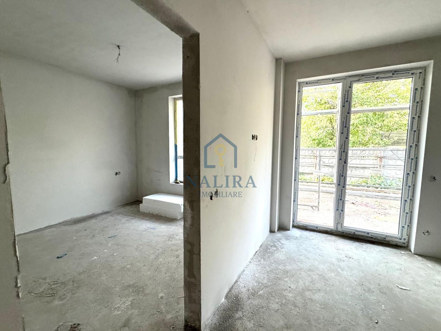 Vanzare apartament 3 camere - Oltului bloc nou - parter - Poză 3