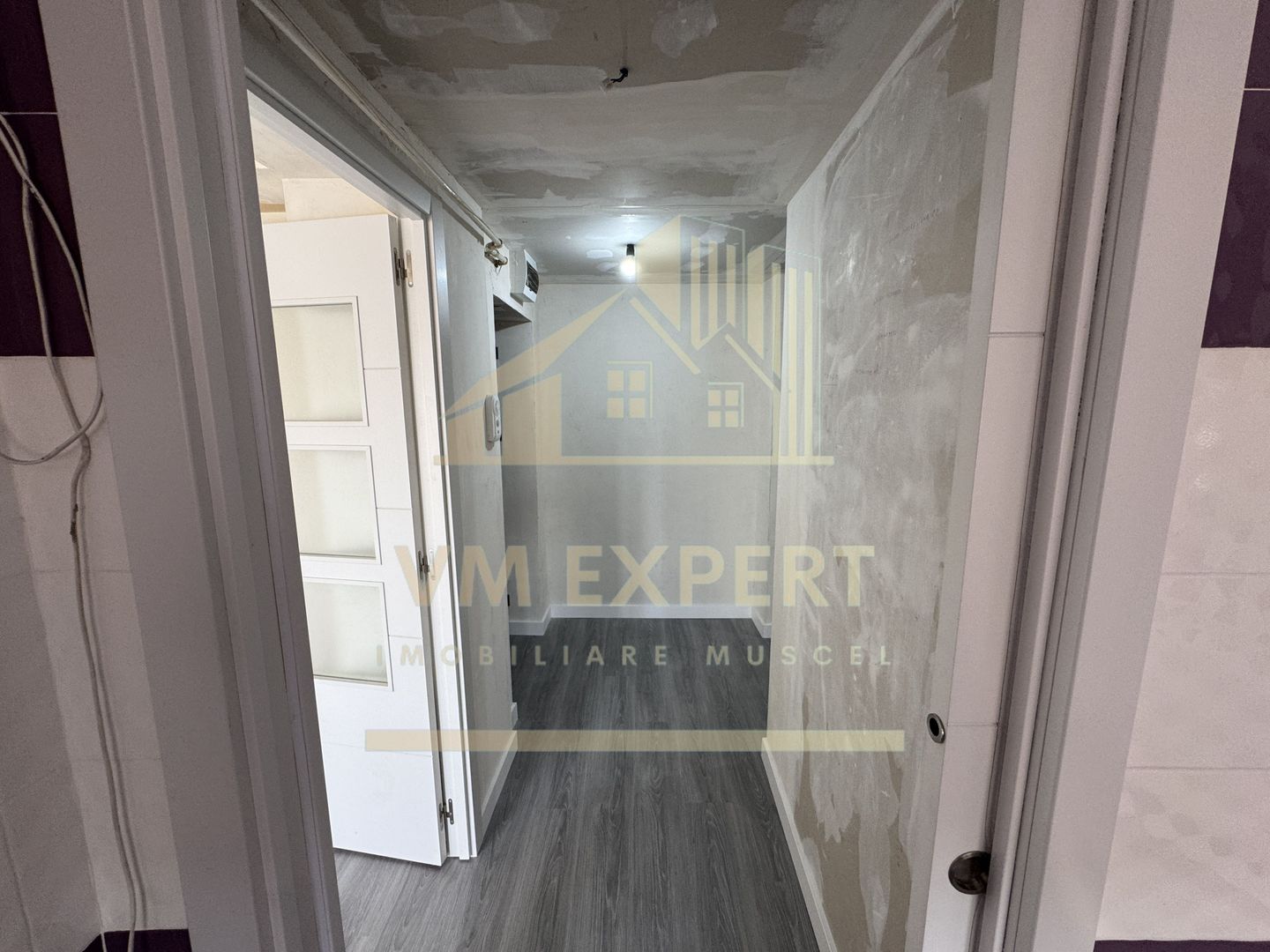 APARTAMENT 2 CAMERE CAMPULUNG, ETAJ 4, CARTIER VISOI - Poză 28