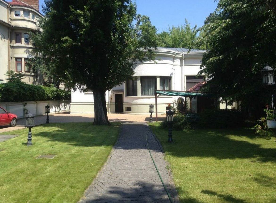 Vila unica în inima Bucureştiului - Poză 2