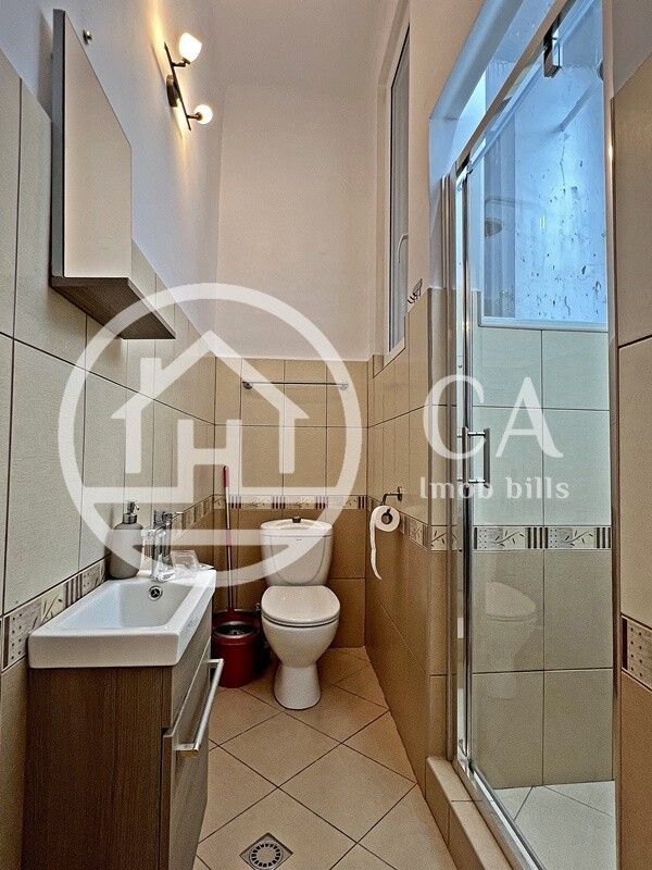 Apartament de închiriat cu 4 camere în zona ultracentrală, Oradea - Poză 8