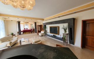 Vila unicata | Teren de 3000 m2 | Piscina si vegetatie matura - Poză 9