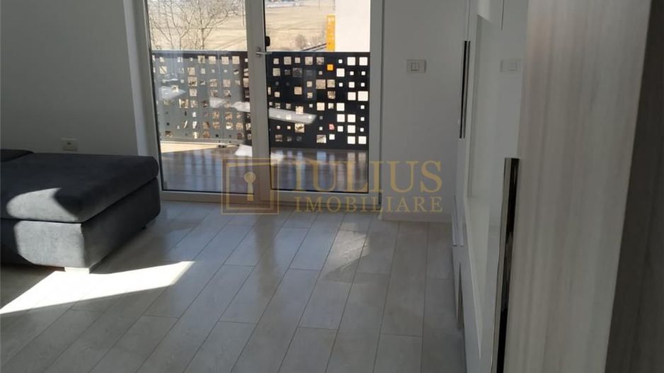 2 camere| Giroc-Dacilor| loc de parcare| balcon deschis| apaartament frumos - Poză 3