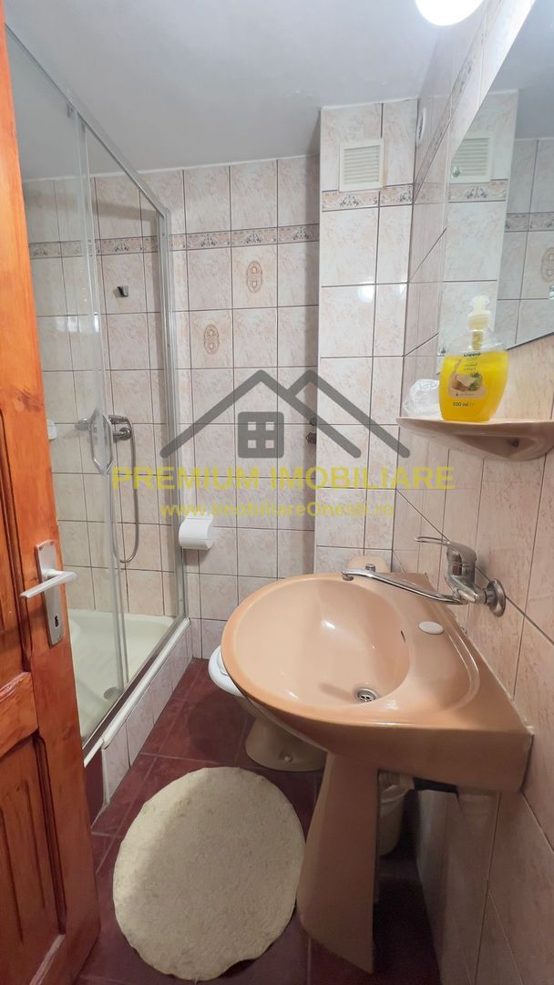 Pensiune de vânzare - Slănic Moldova - Poză 13