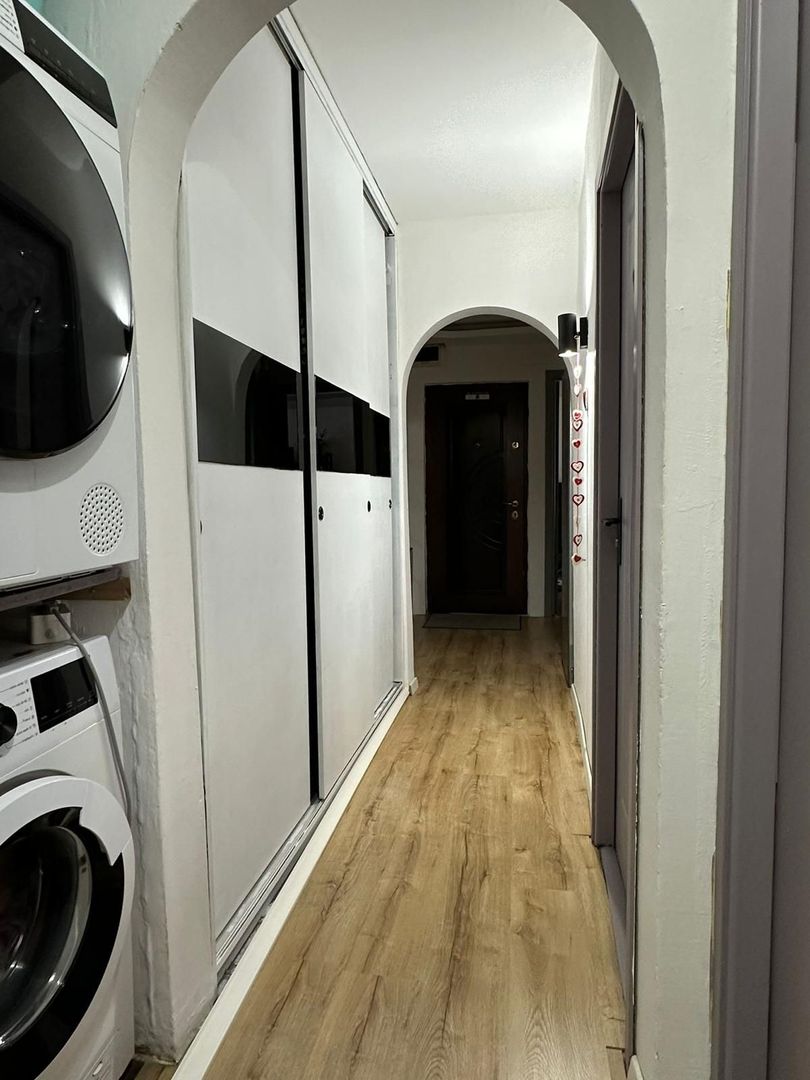 Aradului Vest | 3 camere | Decomandat | Centrală proprie | Mobilat-Utilat - Poză 8