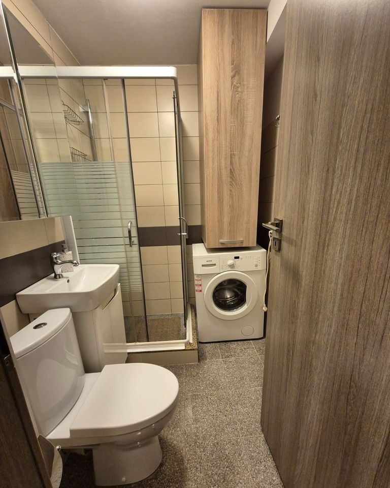 Cameră de inchiriat într-un apartament 2 camere, 3 min metrou Raul Doamnei - Poză 7
