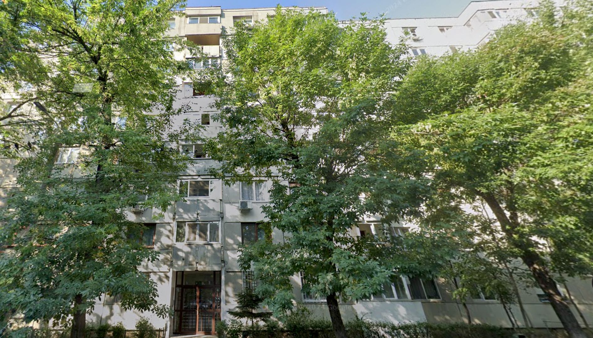Apartament 3 camere 1980 decomandat Crangasi 2 bai loc parcare - Poză 5