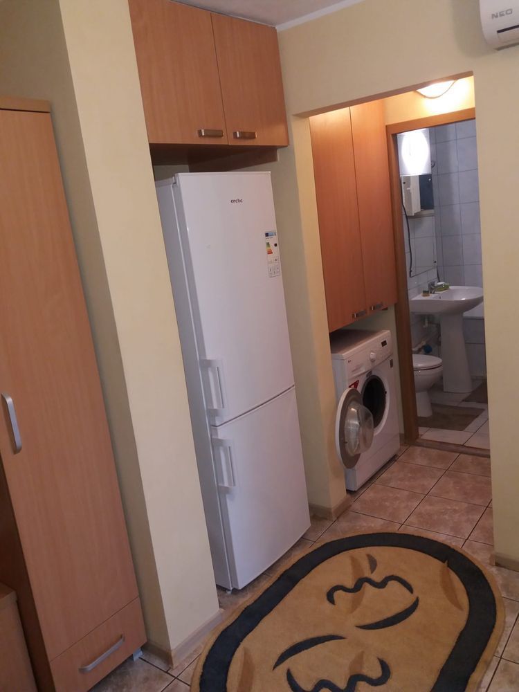 Apartament cu 2 camere, etaj intermediar - Micro 17 - Poză 7
