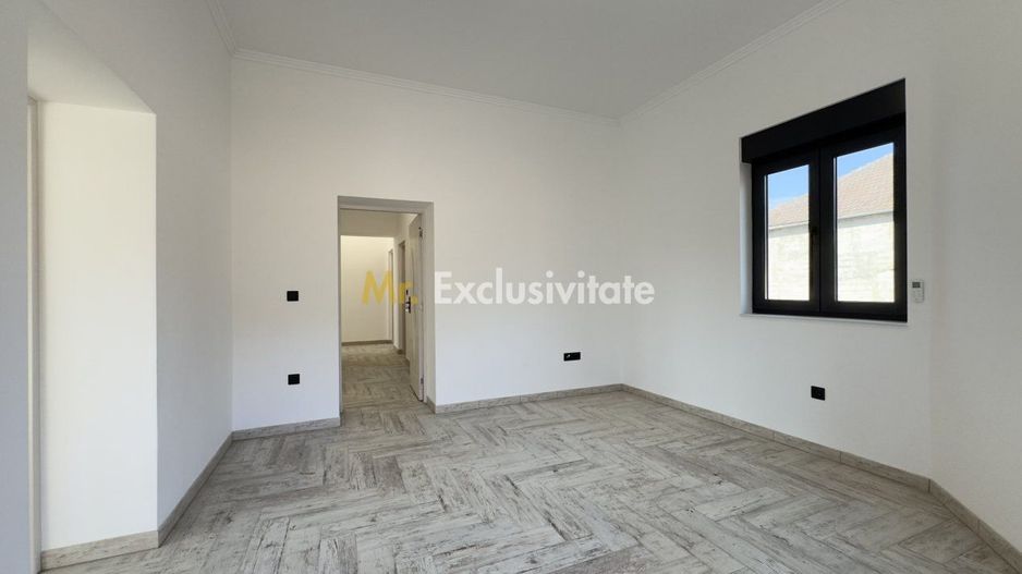 Inchiriere Casă 3 camere 154 mp, Teren 630 mp - Str. T. Vladimirescu - Carei - Poză 9