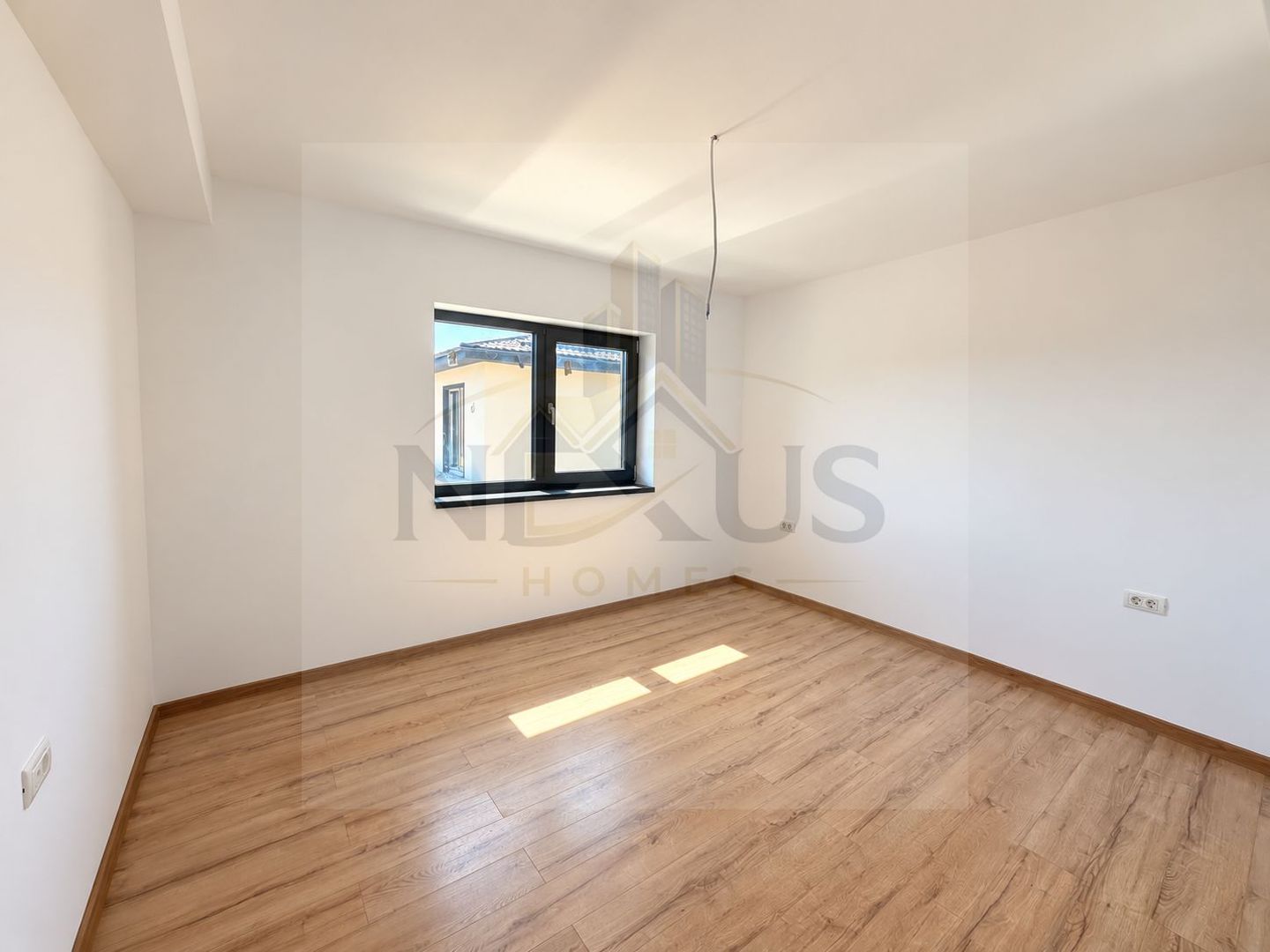 Vilă tip Duplex-Comuna Berceni  - strada Miorița - Finisaje premium - Poză 7