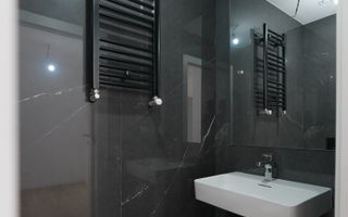 Luxury 2-Bedroom Apartment | Large Terrace | Parking | Prime Location ⭐ - Poză 10