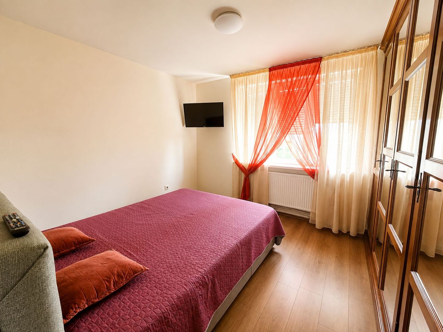 📍 De închiriat — apartament modern pe B-dul Closca , Satu Mare 🏡 - Poză 4