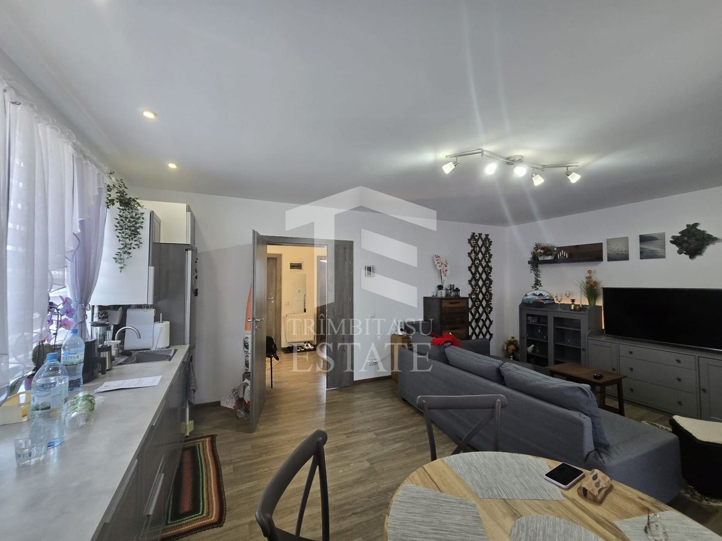 Mangalia - Vila tip duplex moderna. - Poză 29