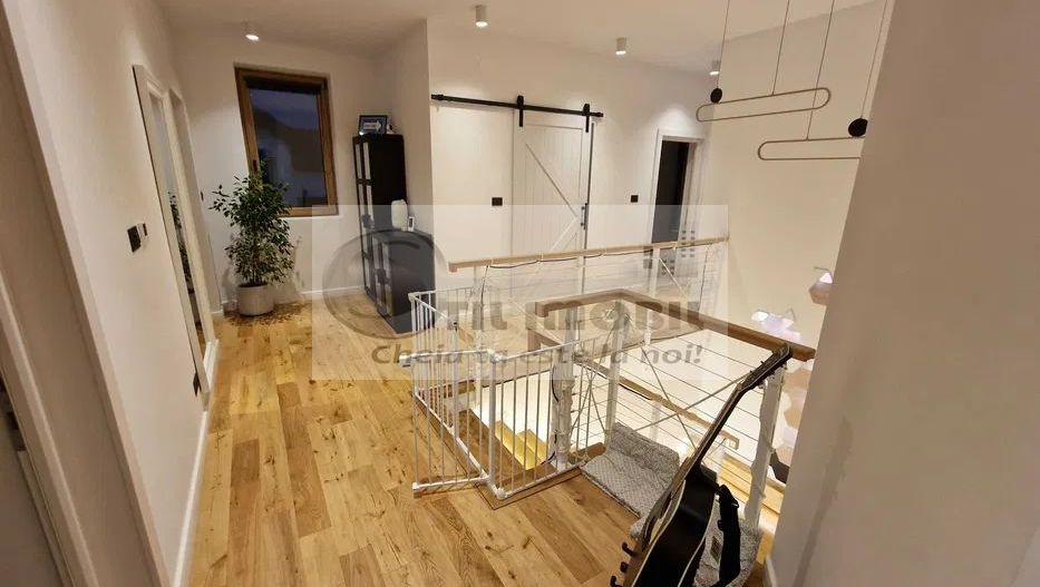 Casă Premium 5 camere Miroslava 298.000 euro - Poză 7