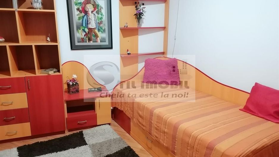 Apartament 4 camere - Zona Rond Vechi - Cug - 650 Euro - Poză 7
