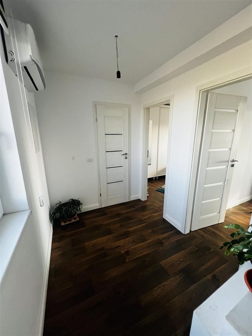 Casa de vanzare tip duplex Nojorid - Poză 6