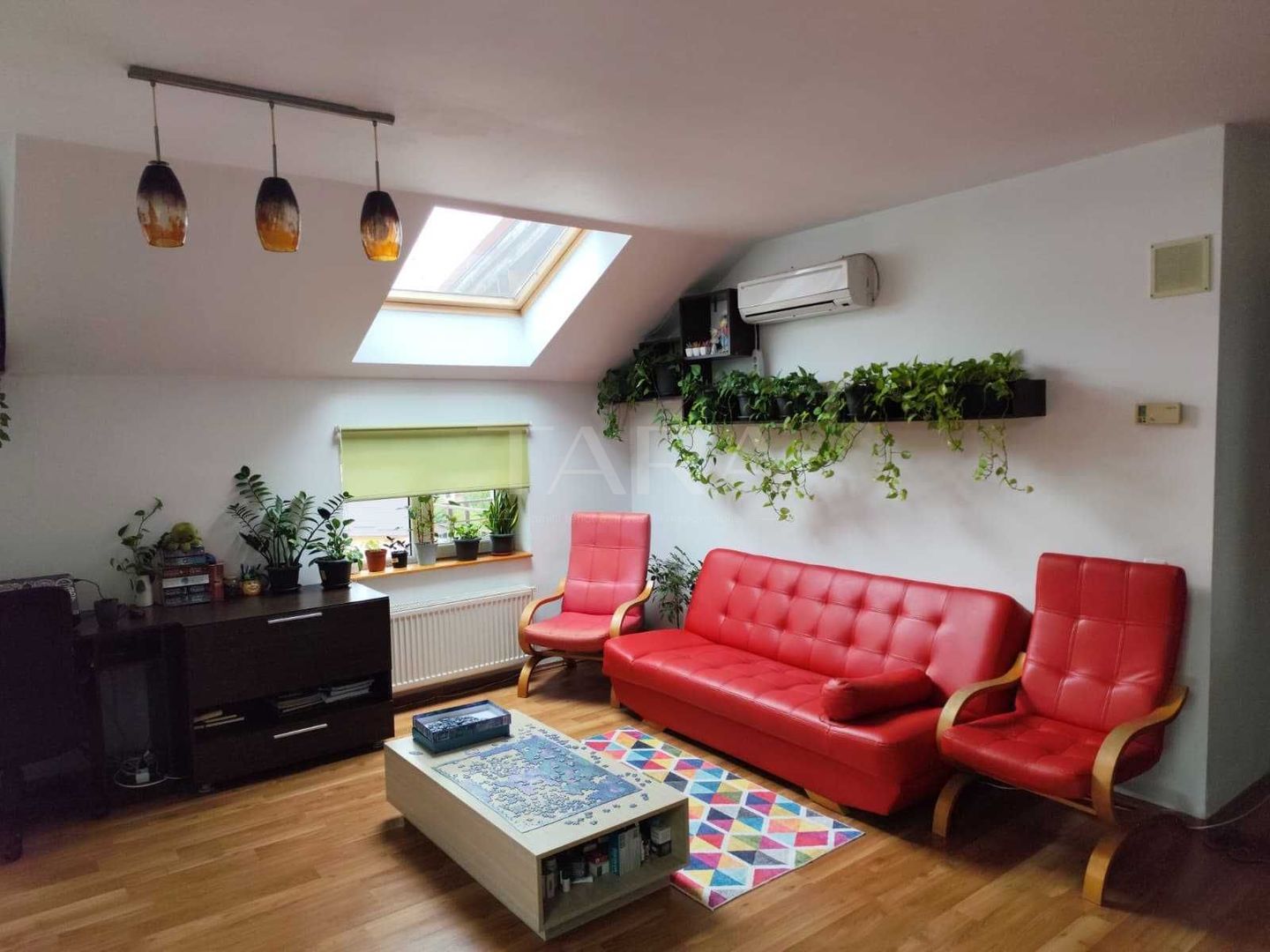 Apartament cu 2 camere, 62 mp, 2 balcoane și vedere deschisă. - Poză 2