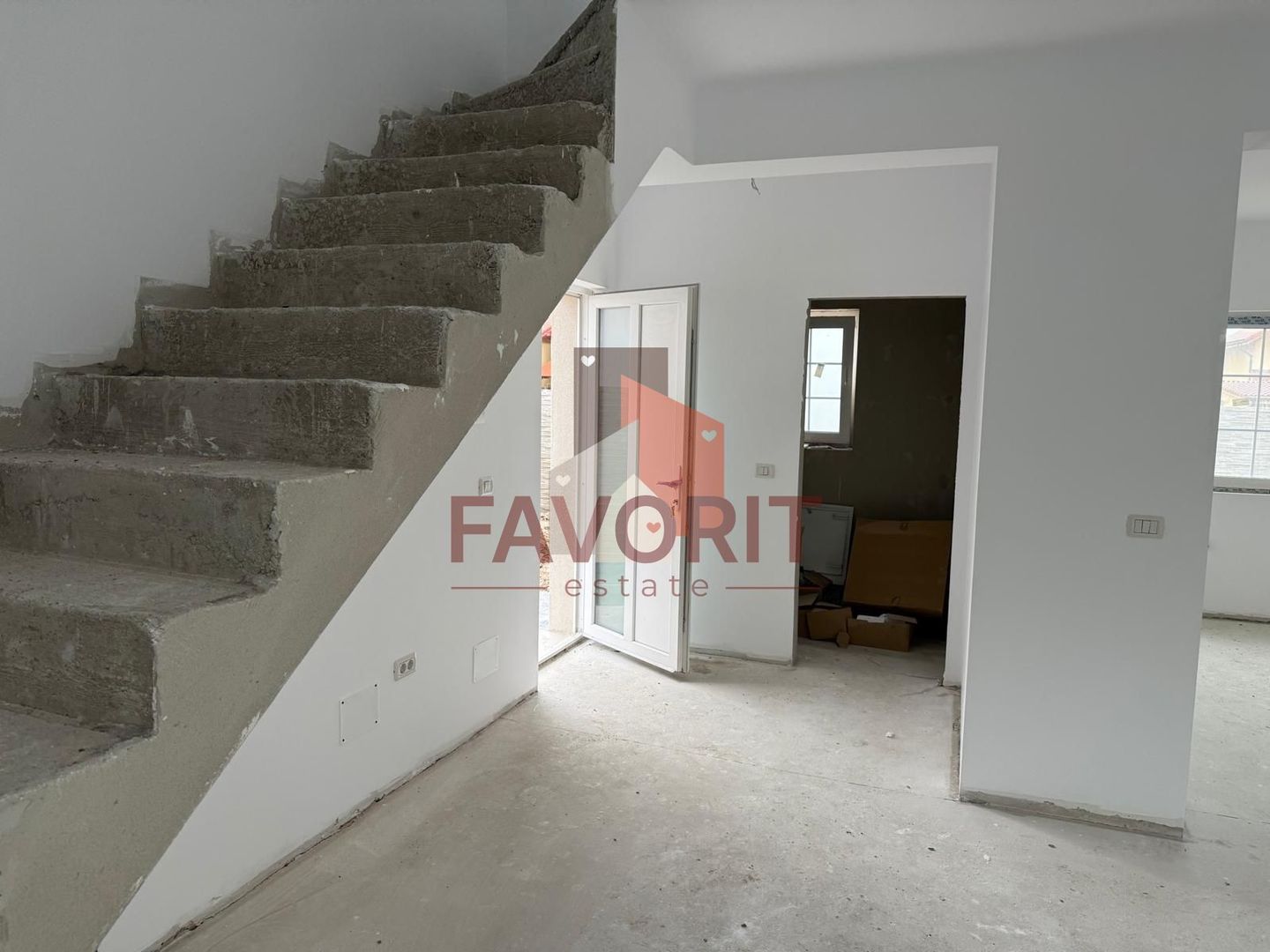 Duplex in Sanandrei | Toate utilitatile | 2 bai | Poarta acces auto | - Poză 14