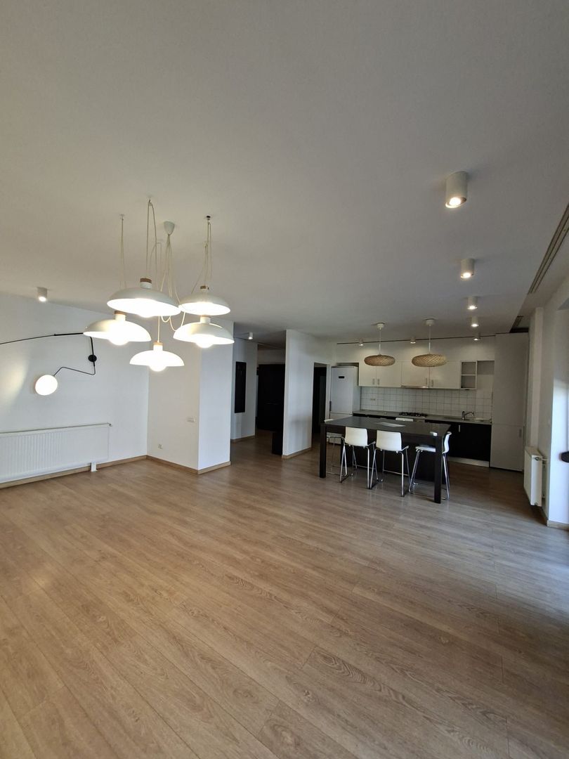 Spațios 4 camere, zona Braytim - Poză 21