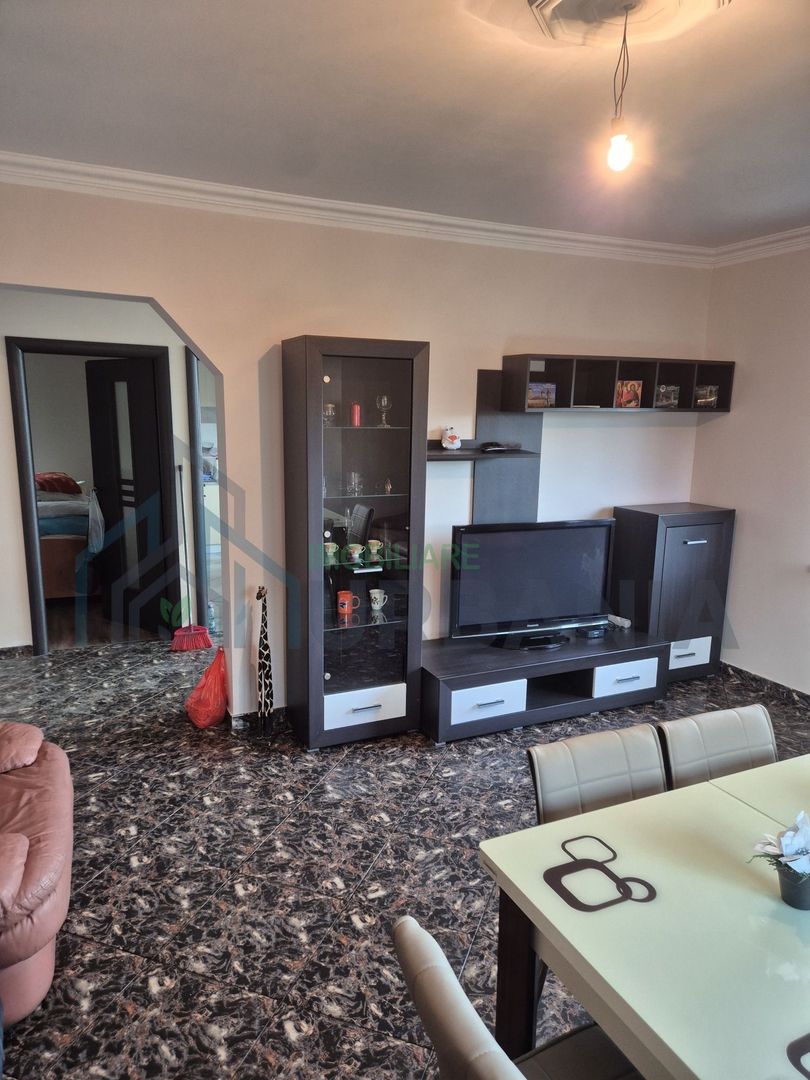 Casa P+M cu Garaj si 500 mp Teren - Holboca - Poză 5