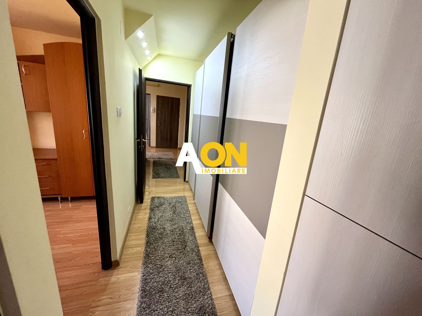 Apartament 3 Camere, Etaj 2, Zona Liceului sportiv - Poză 9